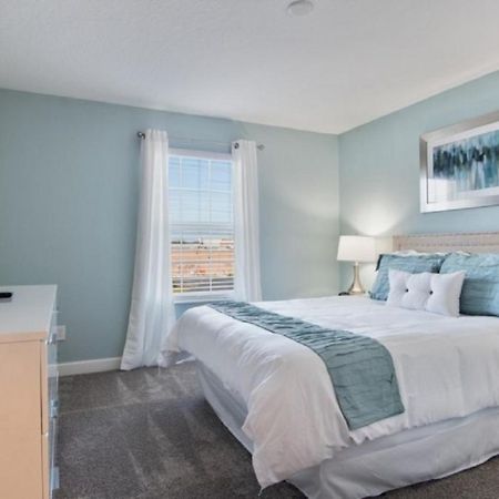 Four-Bedroom Townhome ダベンポート エクステリア 写真