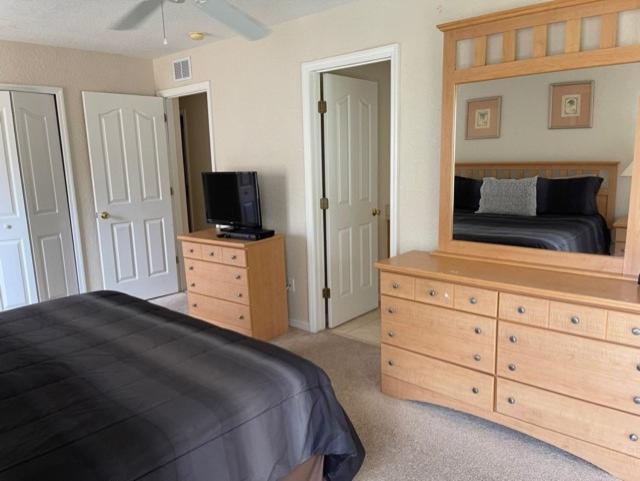 Four-Bedroom Townhome ダベンポート エクステリア 写真