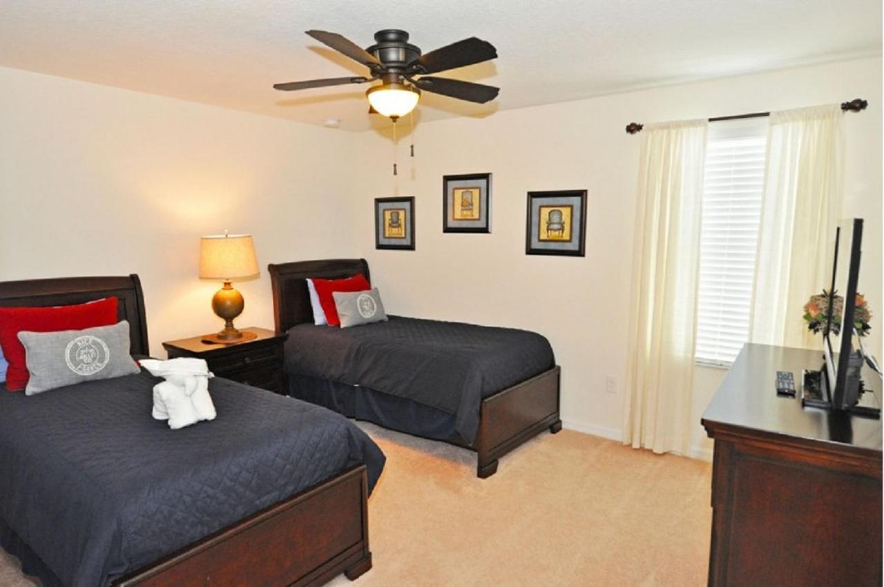 Four-Bedroom Townhome ダベンポート エクステリア 写真