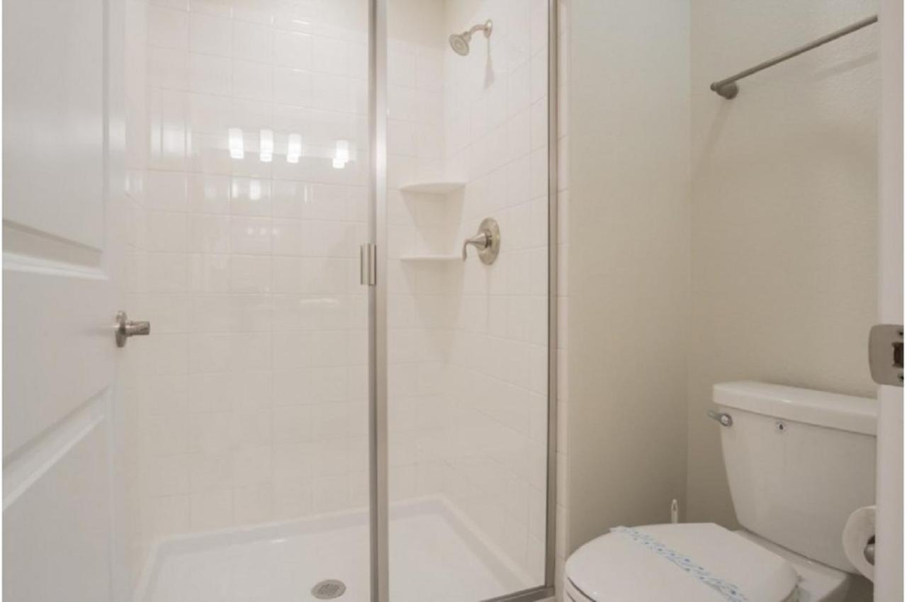 Four-Bedroom Townhome ダベンポート エクステリア 写真