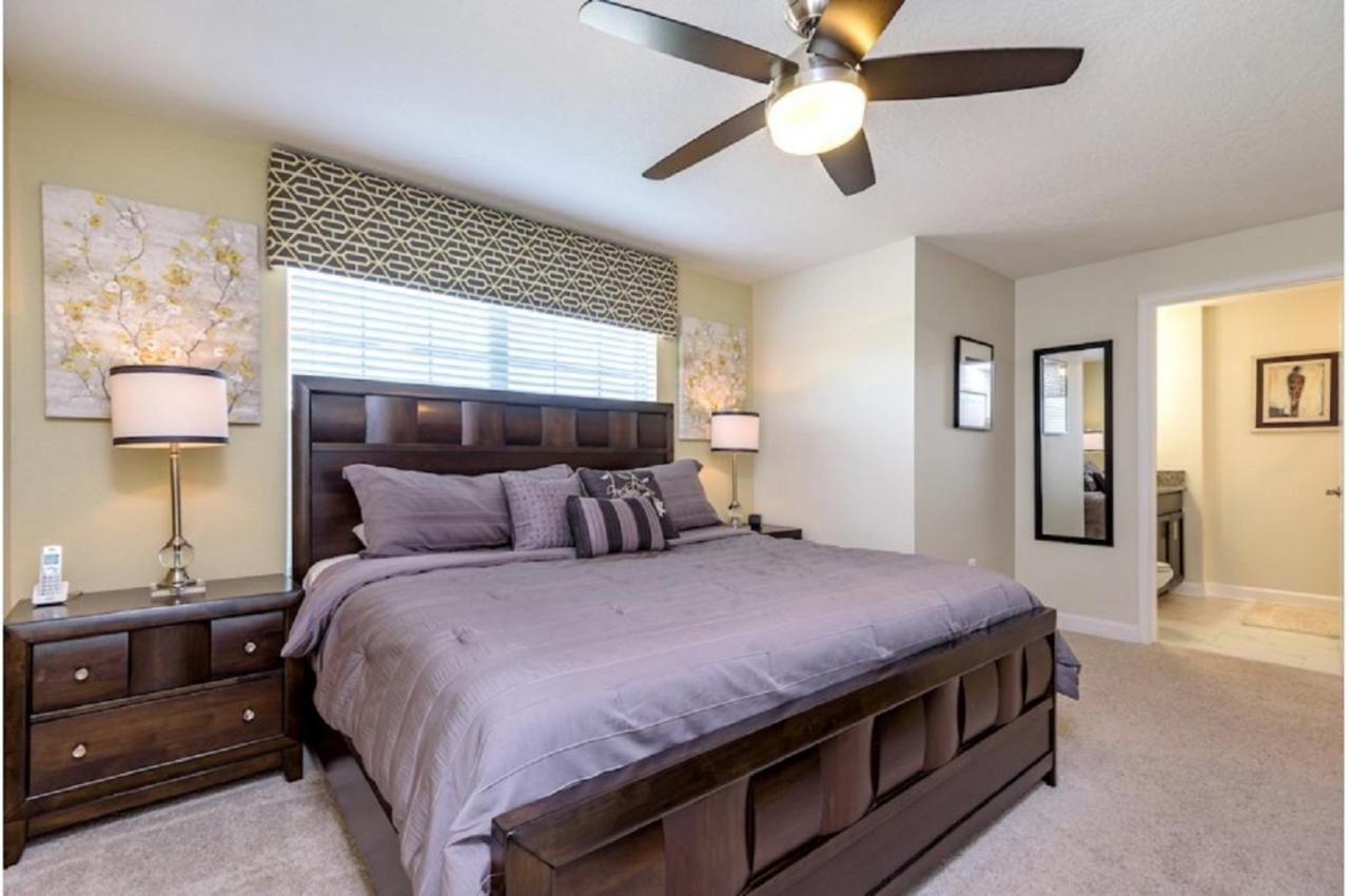 Four-Bedroom Townhome ダベンポート エクステリア 写真